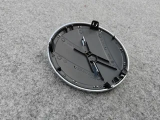 Emblema frontal Volkswagen passat 2017