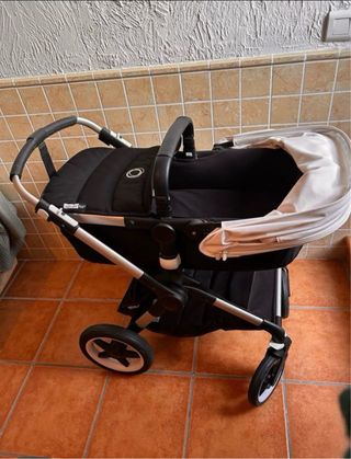 Carrito Bugaboo Fox 2 Silla + Capazo