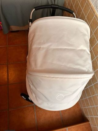 Carrito Bugaboo Fox 2 Silla + Capazo