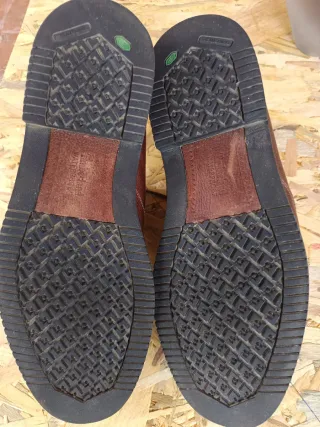 Zapatos de piel marrones