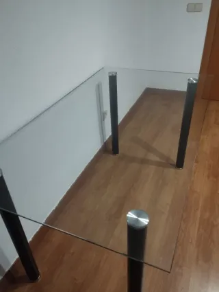 Mesa de cristal moderna