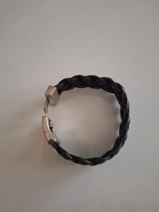 Bracciale in cuoio intrecciato
