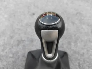 Pomo con fuelle seat ibiza 6J 2009