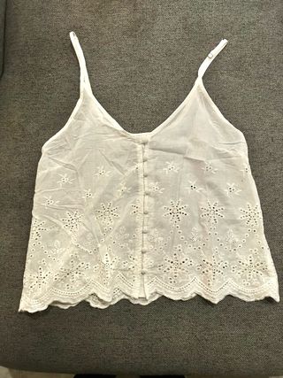 Blusa blanca tirantes bordada