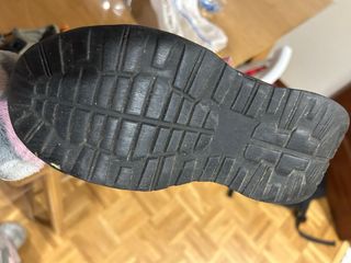 Botas para niño negras y grises