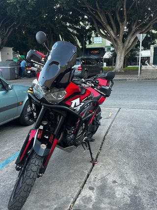 HONDA AFRICA TWIN MANUAL 1100 ROJA