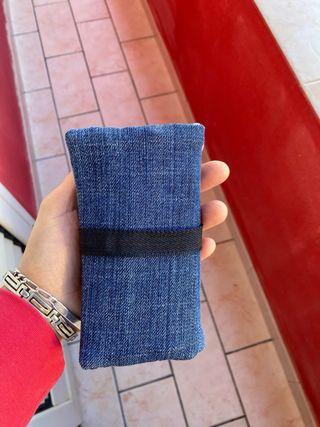 Porta tabacco in denim con zip
