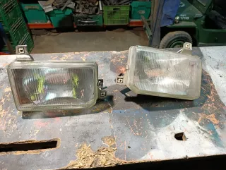 Faros Delanteros Nissan Terrano 1