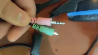 Auriculares gaming negros y azules