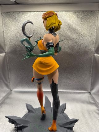 Statua Figure Melinoe Hades 2
