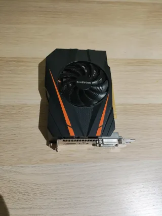 Tarjeta Gráfica Gigabyte 1060 3gb one fan