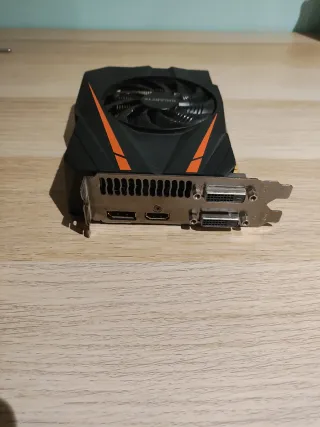 Tarjeta Gráfica Gigabyte 1060 3gb one fan