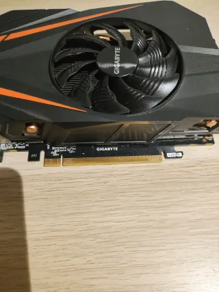 Tarjeta Gráfica Gigabyte 1060 3gb one fan