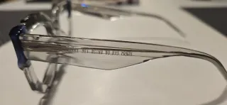 Montura gafas Óscar Mamooi listas para graduar.