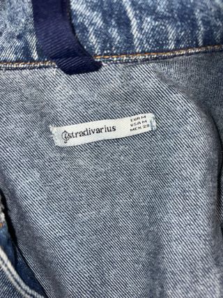 Chaqueta vaquera desgastada