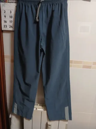 Conjunto chándal gris y azul