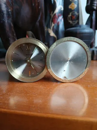 Relógio de Mesa Swiza Quartz