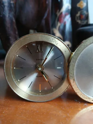 Relógio de Mesa Swiza Quartz