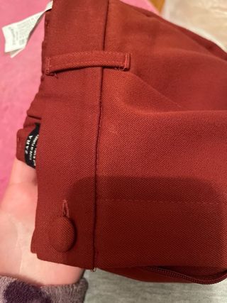 Pantalón casual rojo