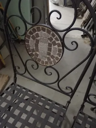 Coppia sedie vintage in metallo con mosaico