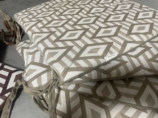 Cuscini per sedie tessuto fantasia geometrica 8