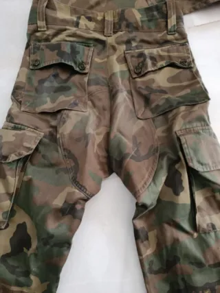 Uniforme paracaidista antiguo