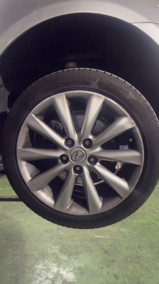 Llantas Lexus IS