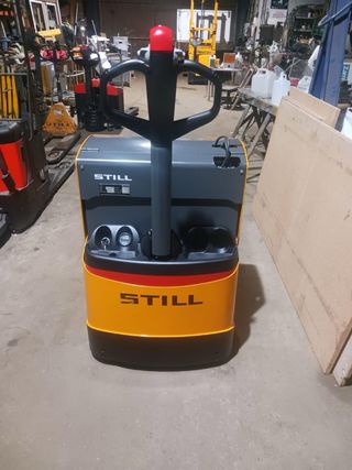 Transpaleta STILL eléctrica