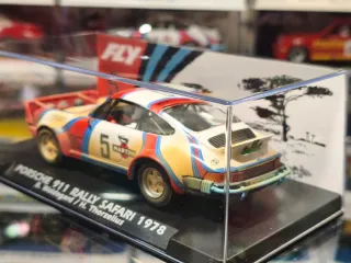 Fly A2100AR Porsche 911 Rally Safari Sucio