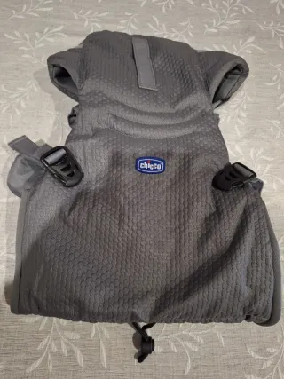 Mochila Portabebés Chicco Gris