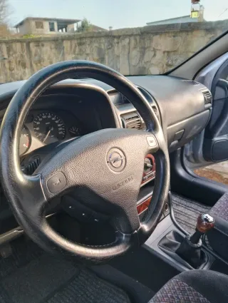Opel Astra G 16V DTI Diesel año 2000