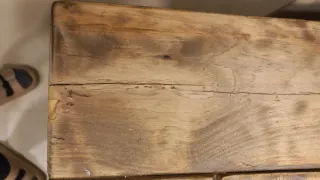 Mesa de madera rústica
