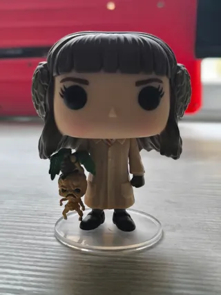 Funko Pop Hermione Granger con Mandrágora