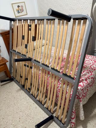 Somier de madera y metal