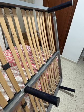 Somier de madera y metal