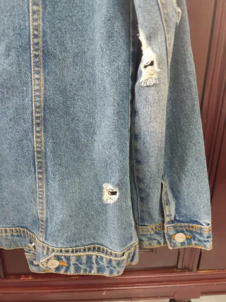 Chaqueta vaquera Stradivarius azul