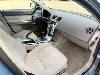 Volvo V50 2010