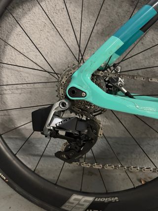 Bianchi Oltre XR4 2024