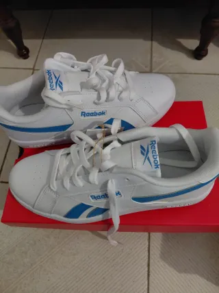 Zapatillas Reebok Blancas y Azules