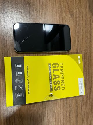 iPhone 11 da 128 GB Viola, in ottime condizioni