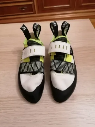 Pies de gato Boreal Alpha Talla 37