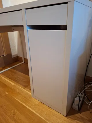 Escritorio juvenil blanco