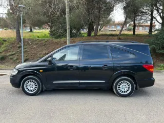SsangYong Rodius 2009