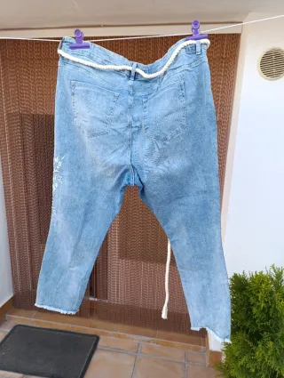 Pantalón vaquero Kiabi cuerda talla XXL