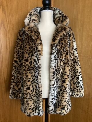 Abrigo pelo sintético leopardo Forever 21 talla S