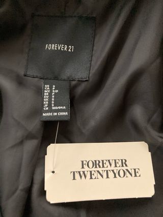 Abrigo pelo sintético leopardo Forever 21 talla S