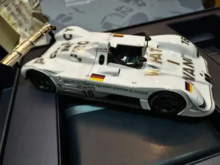 BMW V12 LMR Art Car Jenny Holzer 1:18