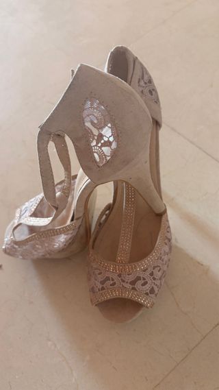 Zapatos de fiesta/boda beige talla 39