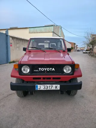 Toyota Land Cruiser BJ70 DESCAPOTABLE AÑO 1988