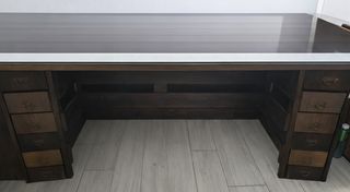 Scrivania ufficio in legno e vetro